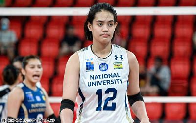 pointing sa araw ng laban|Alyssa Solomon sinandigan ng NU laban sa Lady Warriors.